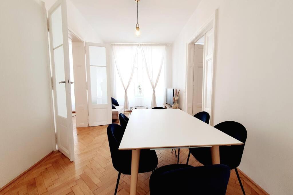 Apartment Savoir Vivre Rosinagasse Wien